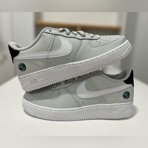 Like New !!NIKE Air Force 1 AF1 (Have A Nike Day)Dust White| DM0983 001